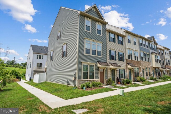 19701 Preservation Mews in Montgomery Village, MD - Building Photo - Building Photo