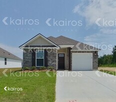 14220 Ruffian Ave in Denham Springs, LA - Building Photo