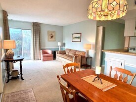 1805 Fairview Villas Dr in West Palm Beach, FL - Building Photo