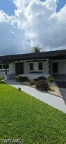 1118 NE Pine Island Ln in Cape Coral, FL - Building Photo