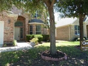 10321 Pyrite Dr in Fort Worth, TX - Building Photo - Building Photo