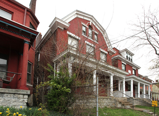 1115 S 1st St in Louisville, KY - Foto de edificio - Building Photo