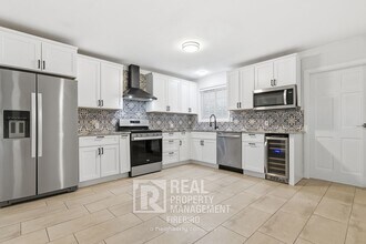 1901 N 48th Pl in Phoenix, AZ - Building Photo - Building Photo