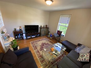 342 Allston St, Unit 2 in Cambridge, MA - Building Photo - Building Photo