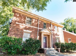 1219 Elmwood Ave in Columbia, SC - Building Photo - Building Photo
