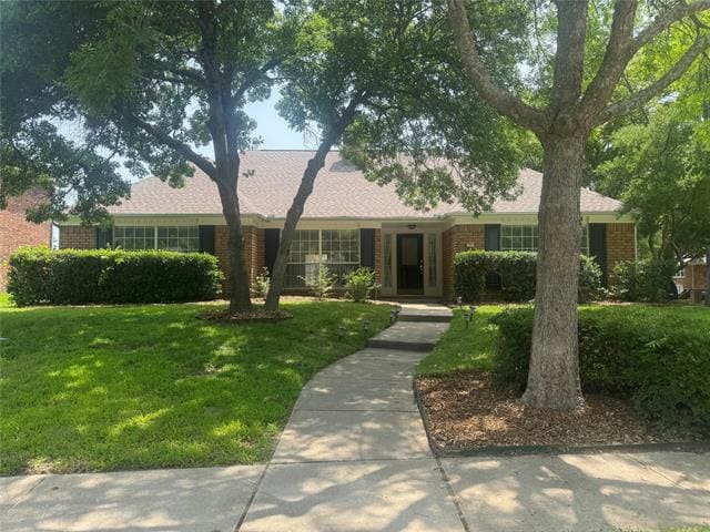 property at 3105 Wren Ln