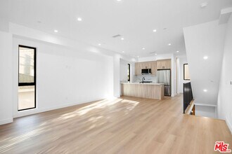 1651 Selby Ave in Los Angeles, CA - Building Photo - Building Photo