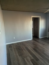 503 W Birch St in Denver City, TX - Foto de edificio - Building Photo