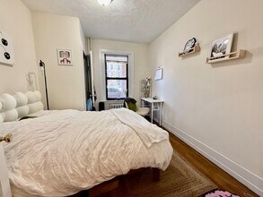 452 Park Dr, Unit 1 in Boston, MA - Building Photo - Building Photo
