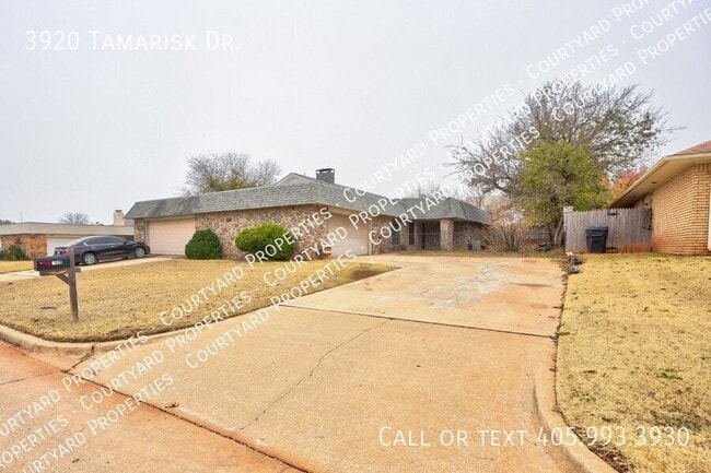 3920 Tamarisk Dr in Oklahoma City, OK - Building Photo - Building Photo