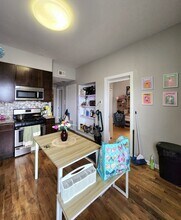 1744 W 18th St in Chicago, IL - Building Photo - Building Photo