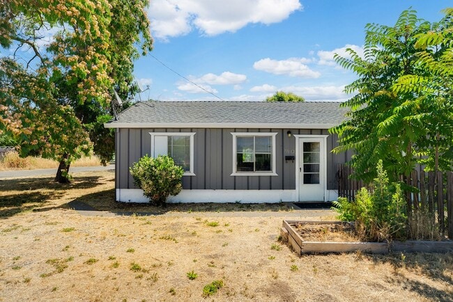 property at 7701 Molinos Ave