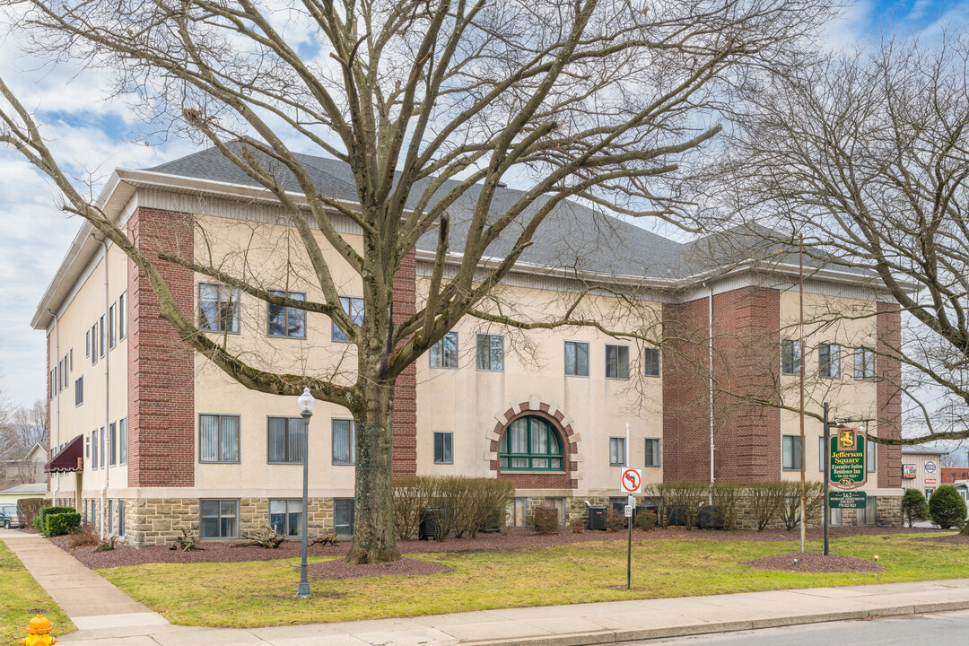 Jefferson Square in Williamsport, PA - Building Photo