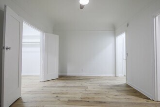 132 Westmoreland Ave in Los Angeles, CA - Foto de edificio - Building Photo