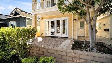 431 Iris Ave in Newport Beach, CA - Building Photo - Building Photo