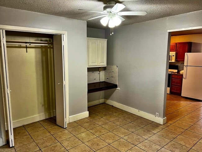 1900 Alguno Rd in Austin, TX - Building Photo - Building Photo