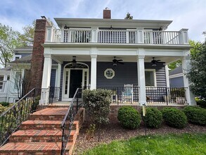 10505 Miller Rd in Oakton, VA - Building Photo - Building Photo