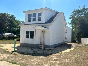 1311 McDuffie Ave in Columbia, SC - Building Photo - Building Photo