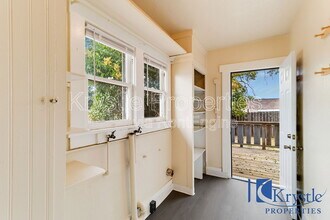 126 Contra Costa St in Vallejo, CA - Building Photo - Building Photo