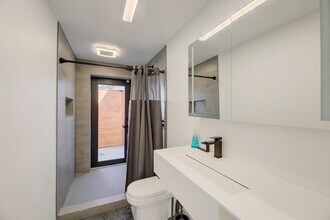 3000 NE 21st Ter in Fort Lauderdale, FL - Building Photo - Building Photo