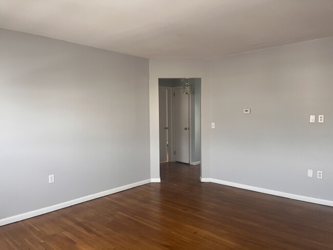840 Hobson St, Unit 2 in Union, NJ - Foto de edificio - Building Photo