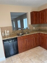 4785 SW 62nd Ave in Davie, FL - Building Photo - Building Photo