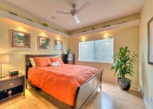 2707 Abbot Kinney Blvd, Unit 206 in Venice, CA - Building Photo - Building Photo