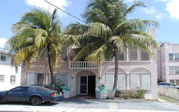 919 SW 6th St in Miami, FL - Building Photo