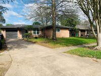 10535 Seaford Dr photo'