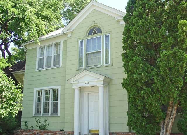property at 607 N 31st St