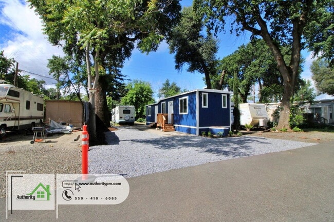 property at 18798 Thomas Rd