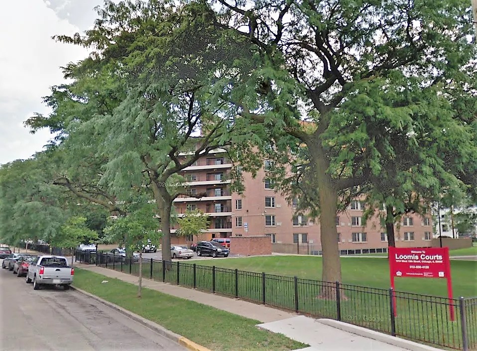 Loomis Courts Apartments in Chicago, IL - Foto de edificio