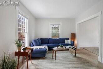 1706 Arbor Way in Colorado Springs, CO - Foto de edificio - Building Photo