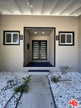 16270 Kalisher St in Los Angeles, CA - Building Photo - Building Photo