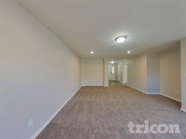 11268 Lucky Dan Dr in Noblesville, IN - Building Photo - Building Photo