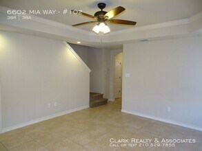 6602 Mia Way-Unit -#102 in San Antonio, TX - Building Photo - Building Photo