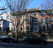 2628-2630 Woodley Pl NW Apartments