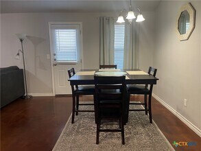 318 Lowes Blvd in Killeen, TX - Building Photo - Building Photo