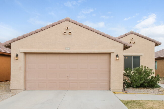 property at 1758 W Desert Hills Dr