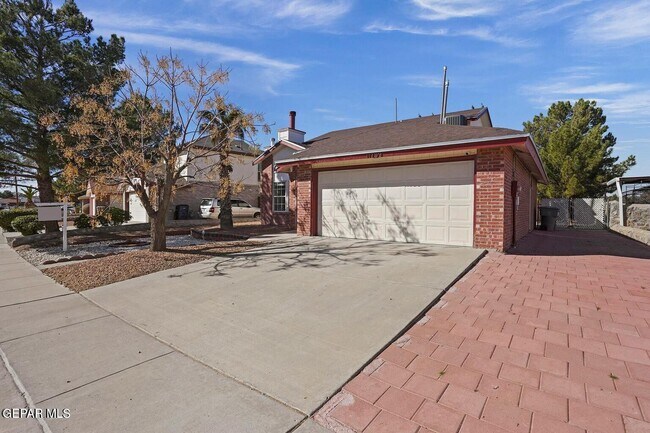 11799 Stone Castle Dr in El Paso, TX - Building Photo - Building Photo