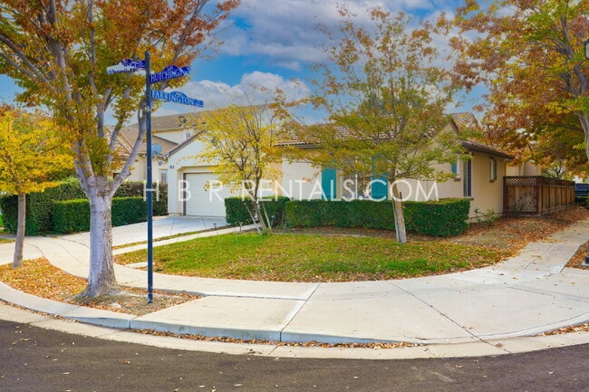 582 Hutchings Ct in Mountain House, CA - Foto de edificio - Building Photo