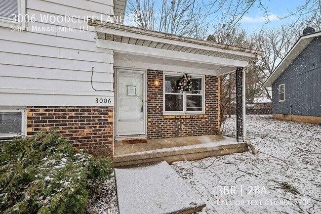 3006 Woodcliff Ln SE in Grand Rapids, MI - Building Photo - Building Photo