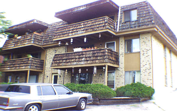 8990 W 63rd Ave in Arvada, CO - Foto de edificio