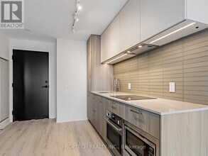 36 Olive Ave in Toronto, ON - Building Photo - Building Photo