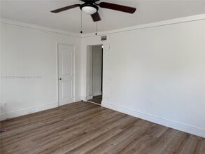 2962 NW 46th St in Miami, FL - Building Photo - Building Photo