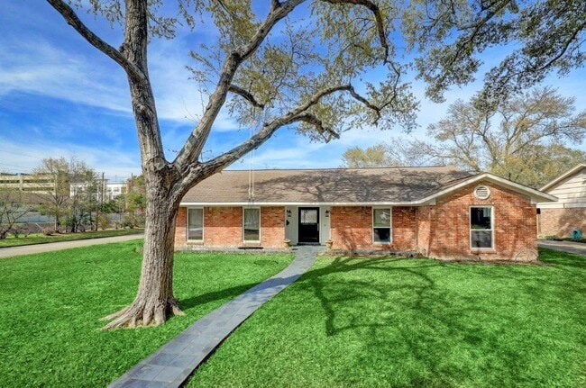 property at 6260 Briar Rose Dr