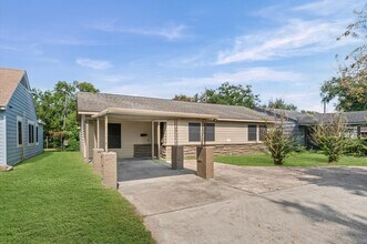 5107 Gren St in Houston, TX - Building Photo - Building Photo