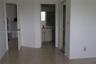 11225 W Atlantic Blvd in Coral Springs, FL - Building Photo - Building Photo