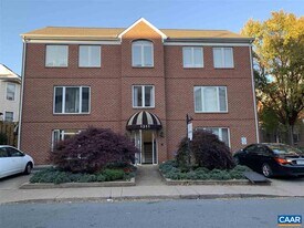 1311 Wertland St in Charlottesville, VA - Building Photo