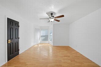 2406 Webster Ranch Rd in Friendswood, TX - Building Photo - Building Photo